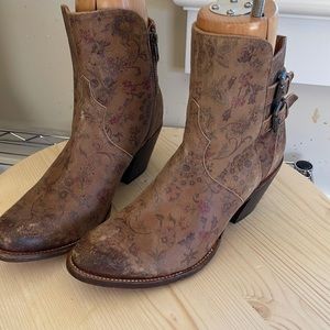 Lucchese ‘Catalina’ Short Western Bootie / Floral